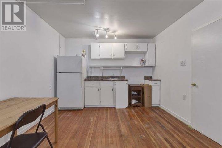92-94 Glover Avenue, New Westminster, British Columbia  V3L 2A3 - Photo 10 - C8055076