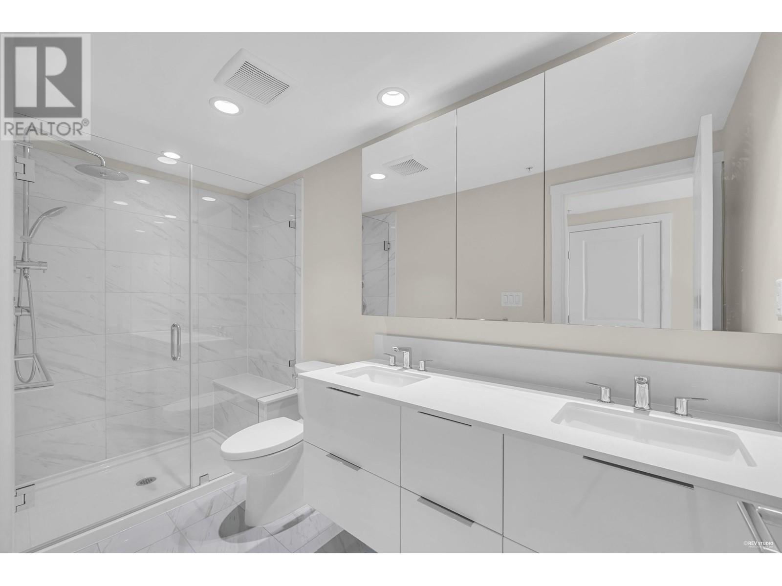 2401 1182 Westwood Street, Coquitlam, British Columbia  V3B 0T9 - Photo 11 - R2825846