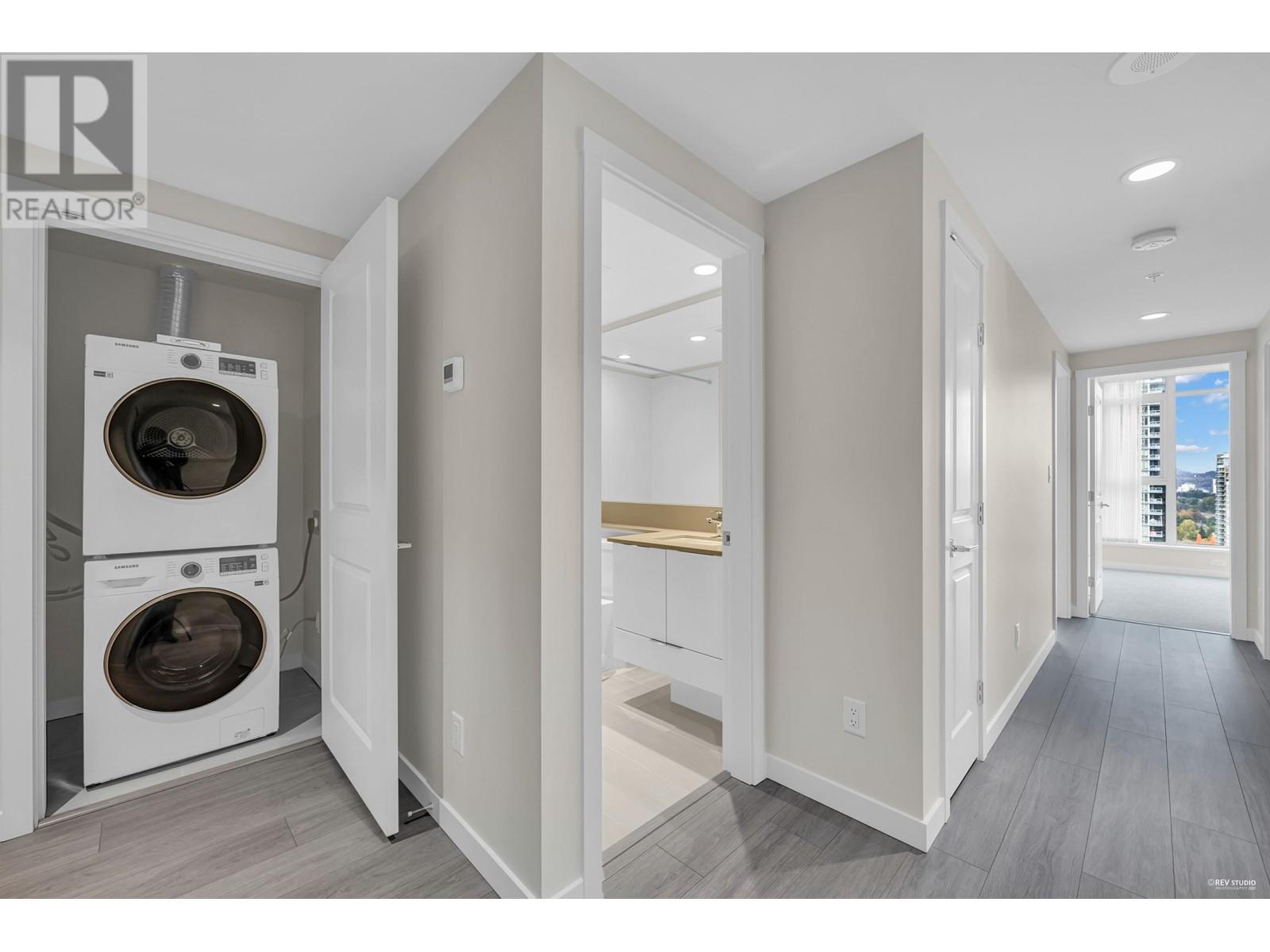 2401 1182 Westwood Street, Coquitlam, British Columbia  V3B 0T9 - Photo 6 - R2825846