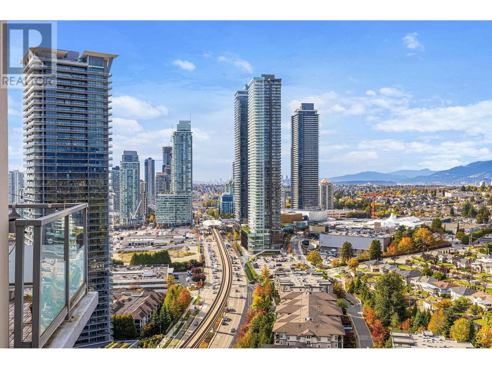 Ph3 4888 Brentwood Drive, Burnaby, British Columbia  V5C 0C6 - Photo 3 - R2825869