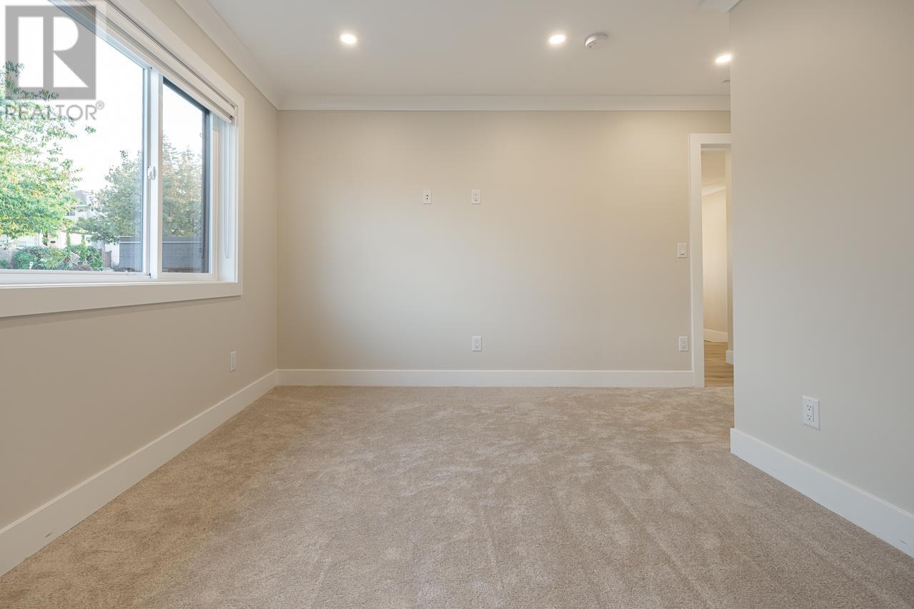 8887 15th Avenue, Burnaby, British Columbia  V3N 1Y4 - Photo 23 - R2825299