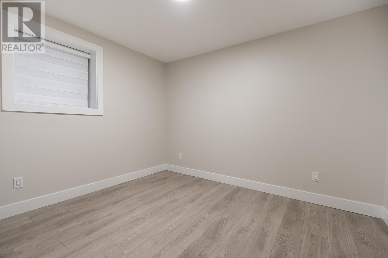 8887 15th Avenue, Burnaby, British Columbia  V3N 1Y4 - Photo 30 - R2825299