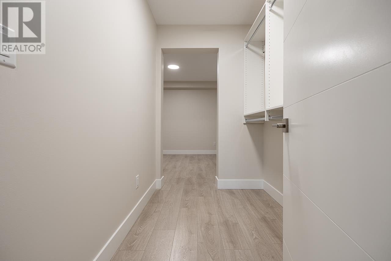 8887 15th Avenue, Burnaby, British Columbia  V3N 1Y4 - Photo 25 - R2825299