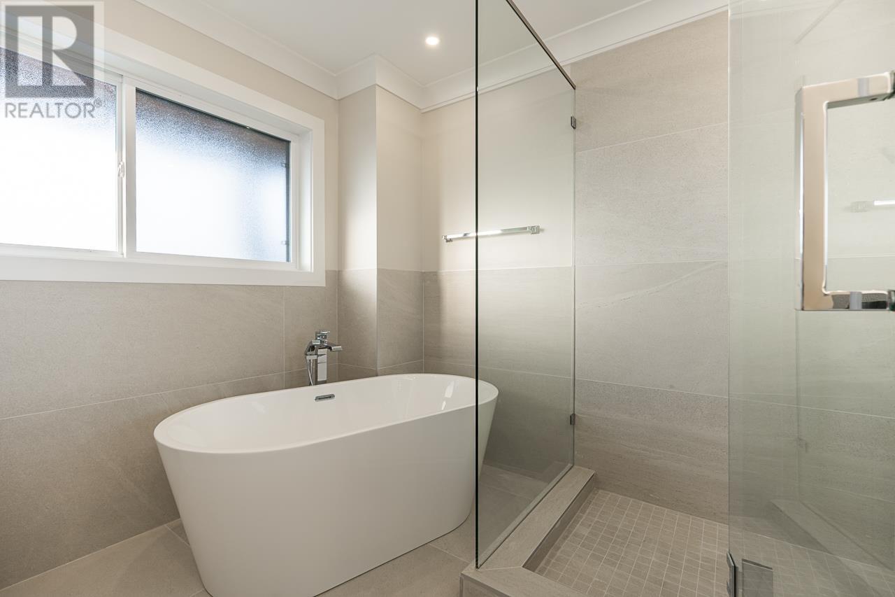 8887 15th Avenue, Burnaby, British Columbia  V3N 1Y4 - Photo 18 - R2825299
