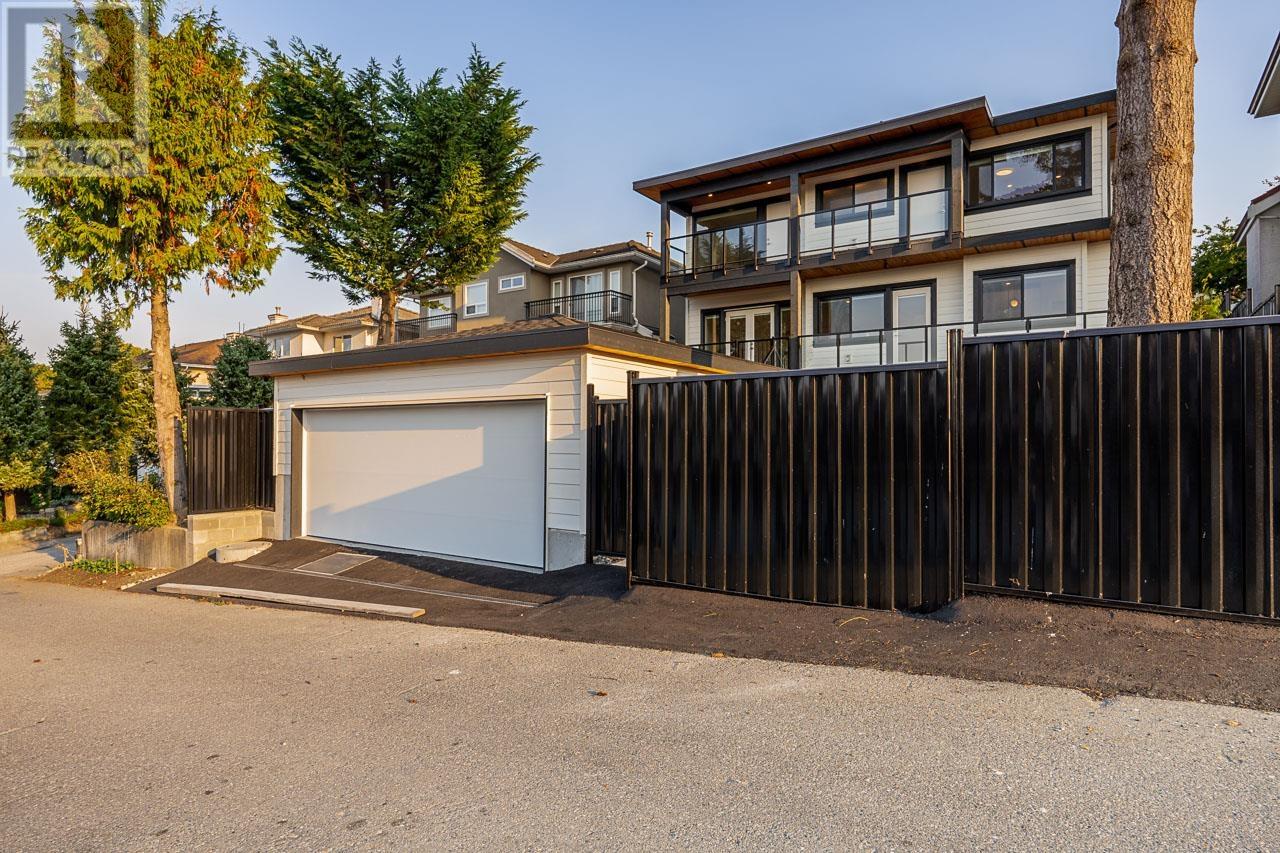 8887 15th Avenue, Burnaby, British Columbia  V3N 1Y4 - Photo 37 - R2825299