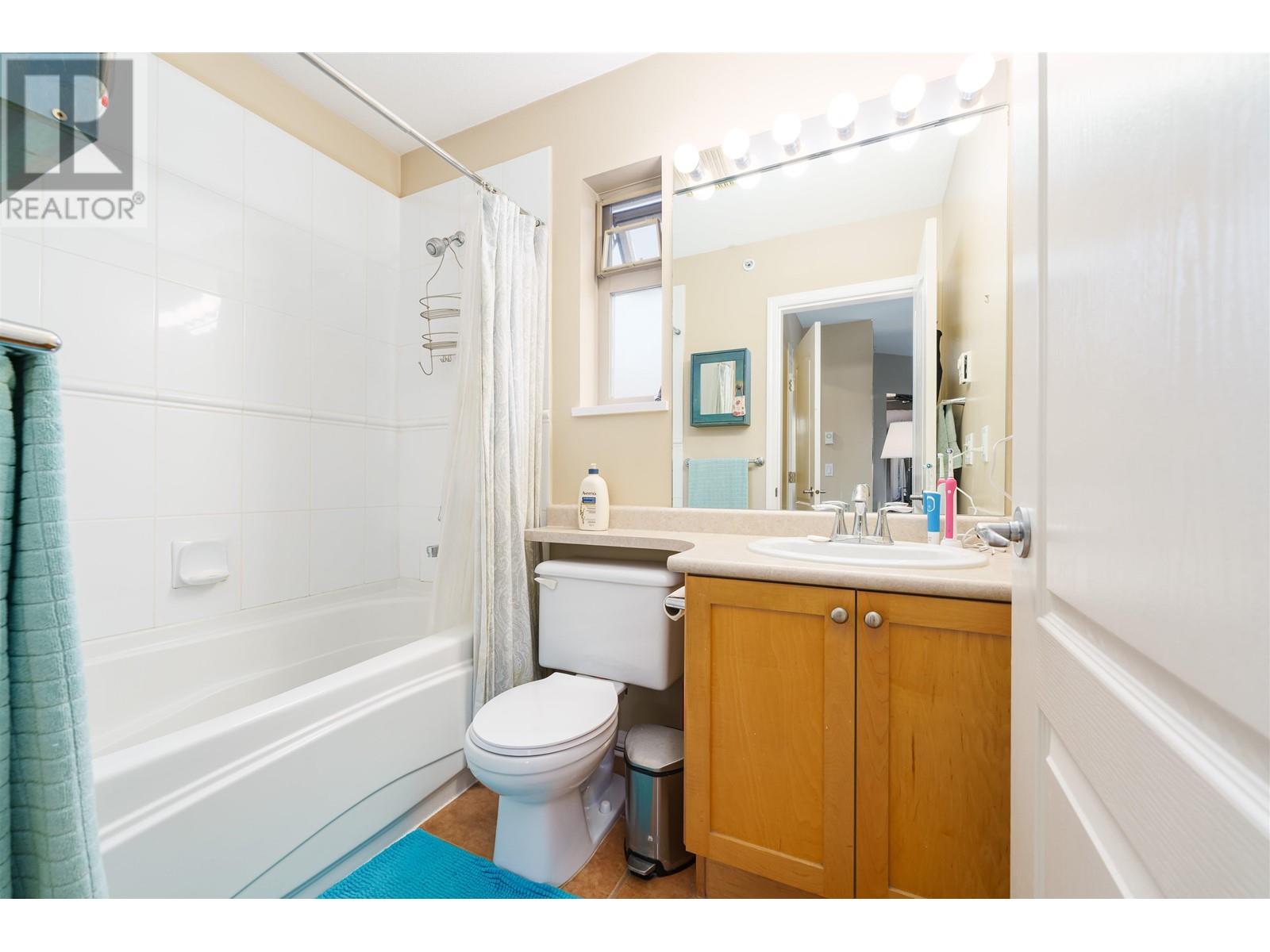 18 3036 W 4th Avenue, Vancouver, British Columbia  V6K 1R4 - Photo 14 - R2825905