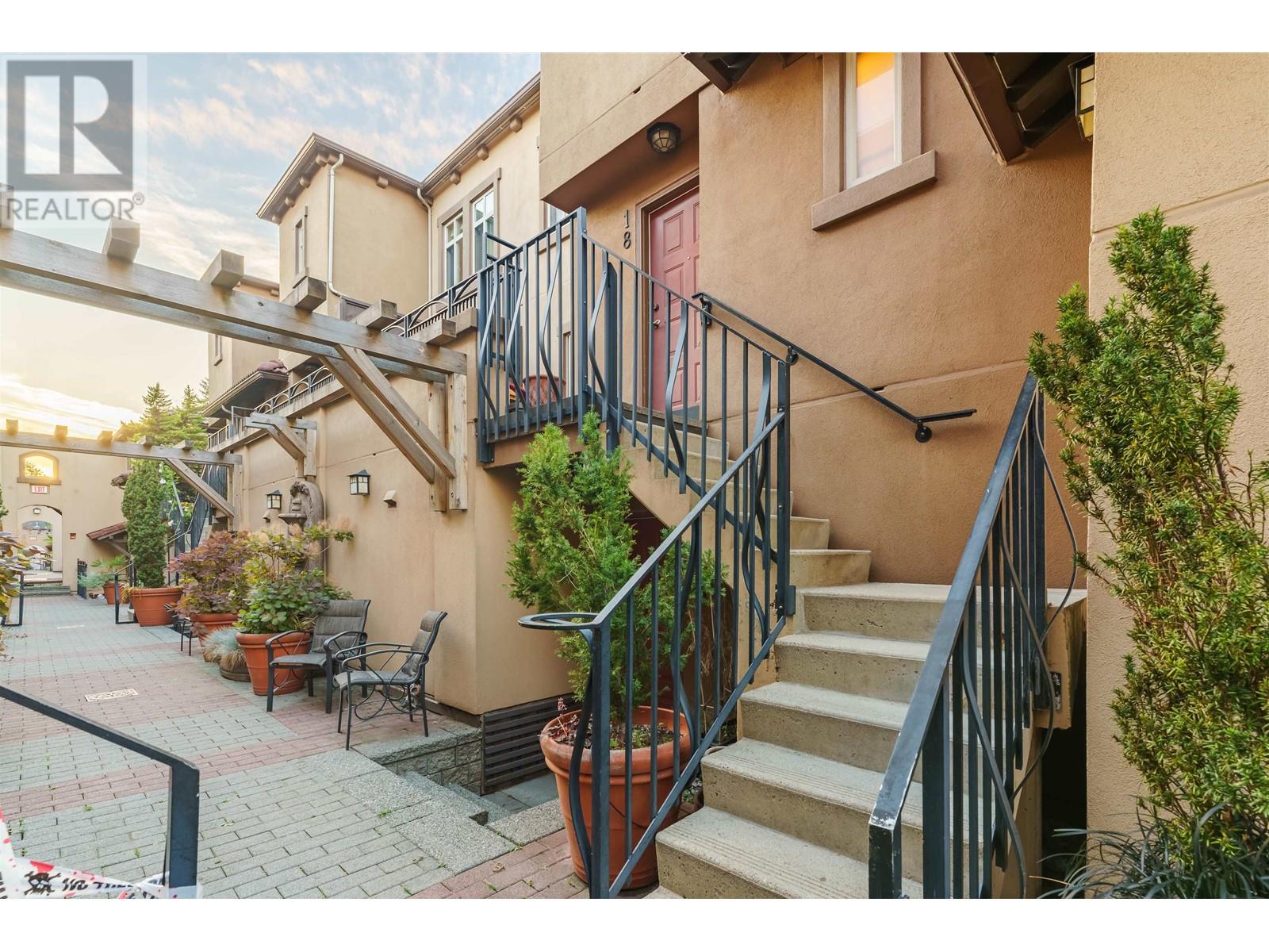 18 3036 W 4th Avenue, Vancouver, British Columbia  V6K 1R4 - Photo 2 - R2825905