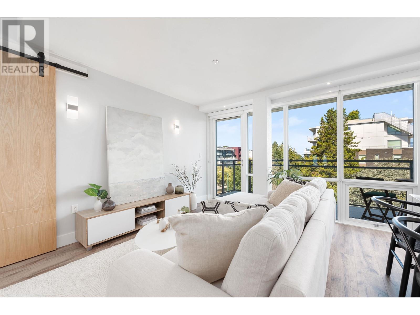 301 5118 Cambie Street, Vancouver, British Columbia  V5Z 2Z7 - Photo 3 - R2825906