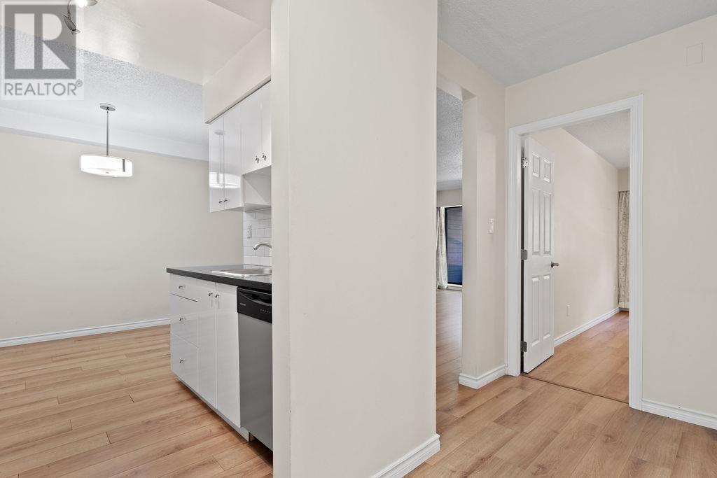 102 1825 W 8th Avenue, Vancouver, British Columbia  V6J 1V9 - Photo 15 - R2825919