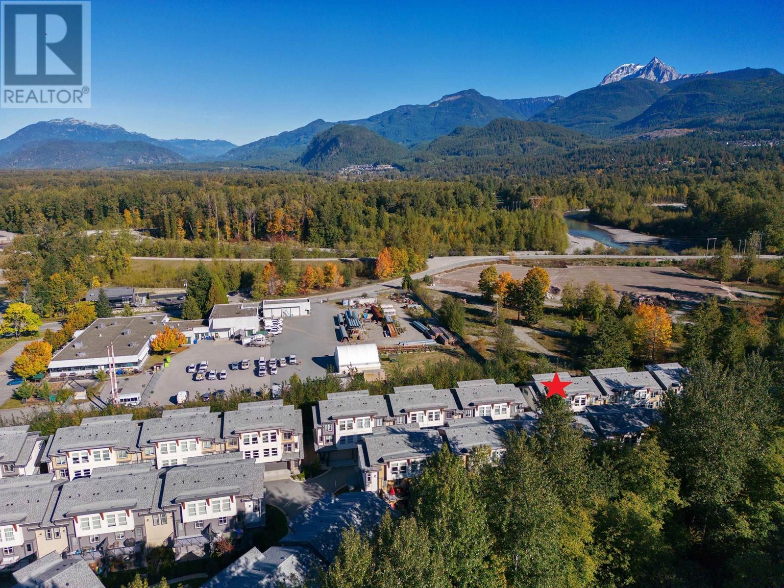 19 39548 Loggers Lane, Squamish, British Columbia  V8B 0V7 - Photo 3 - R2825930