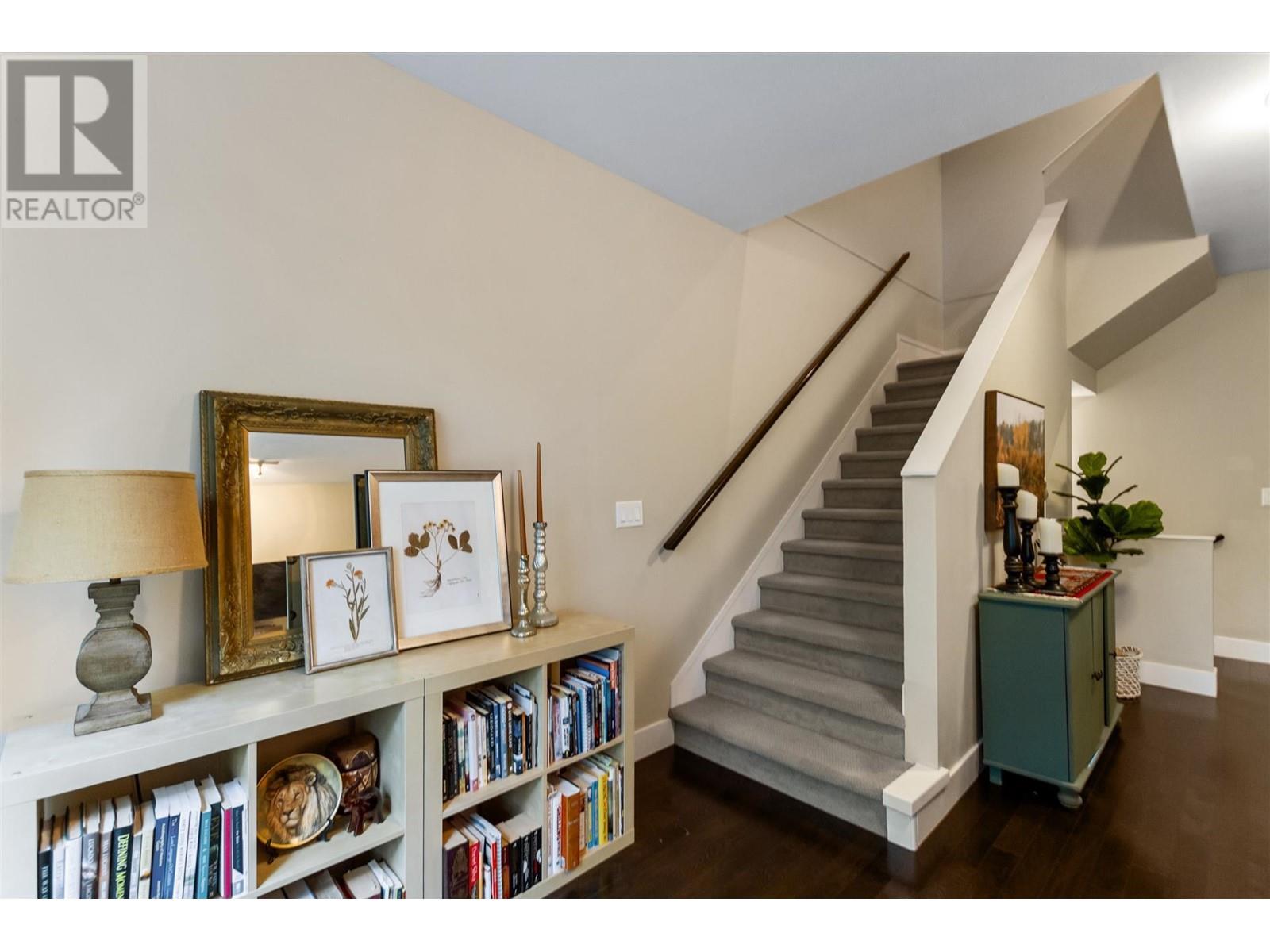 41 1299 Coast Meridian Road, Coquitlam, British Columbia  V3E 0H6 - Photo 10 - R2825940