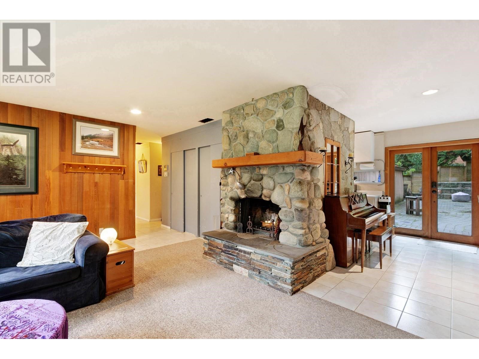1415 E 18th Street, North Vancouver, British Columbia  V7J 1M2 - Photo 5 - R2825928