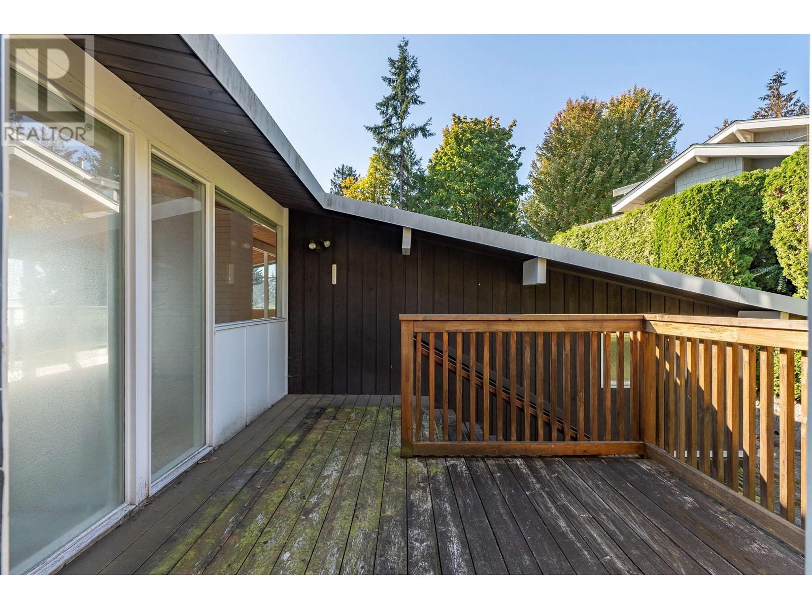 3204 Thompson Crescent, West Vancouver, British Columbia  V7V 3E5 - Photo 24 - R2825939