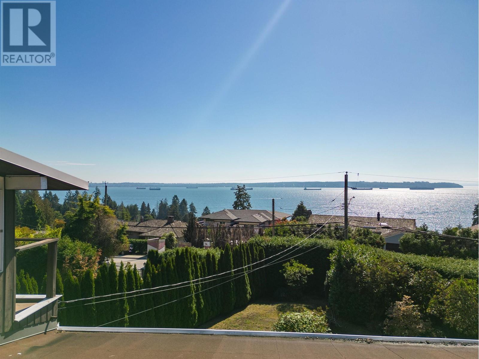 3204 Thompson Crescent, West Vancouver, British Columbia  V7V 3E5 - Photo 37 - R2825939