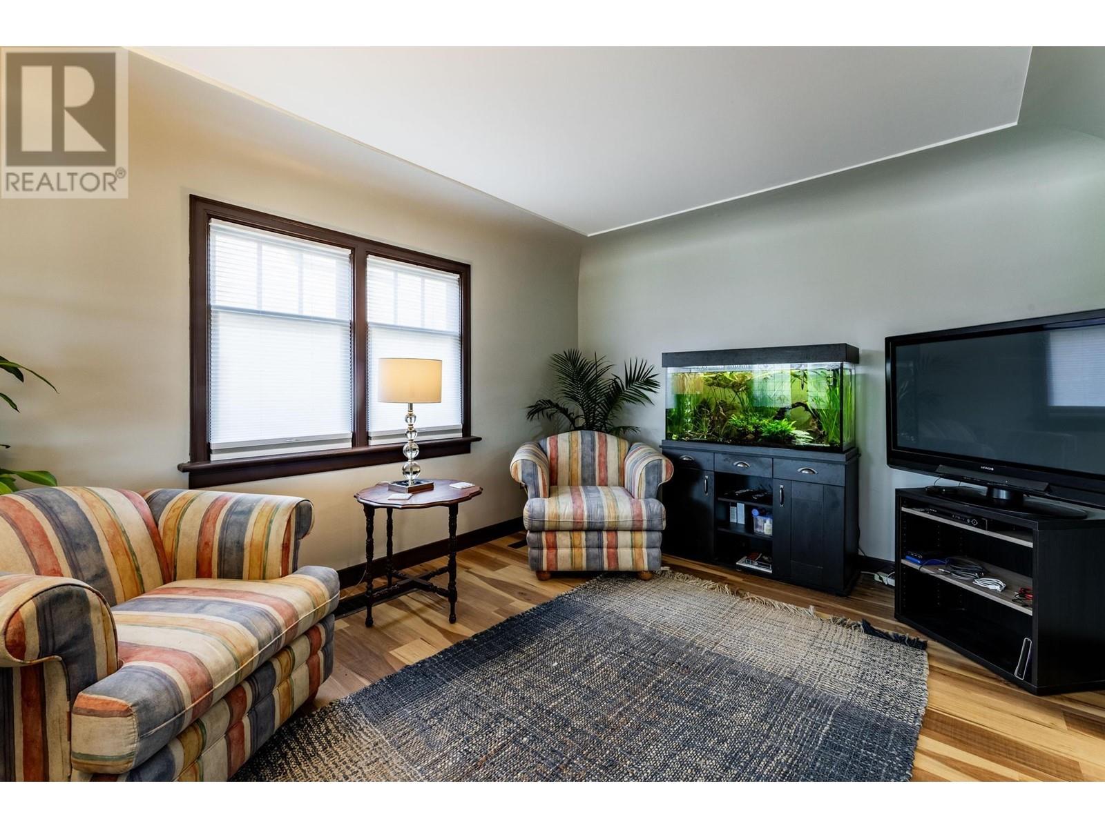 534 Ewen Avenue, New Westminster, British Columbia  V3M 5B8 - Photo 8 - R2804934