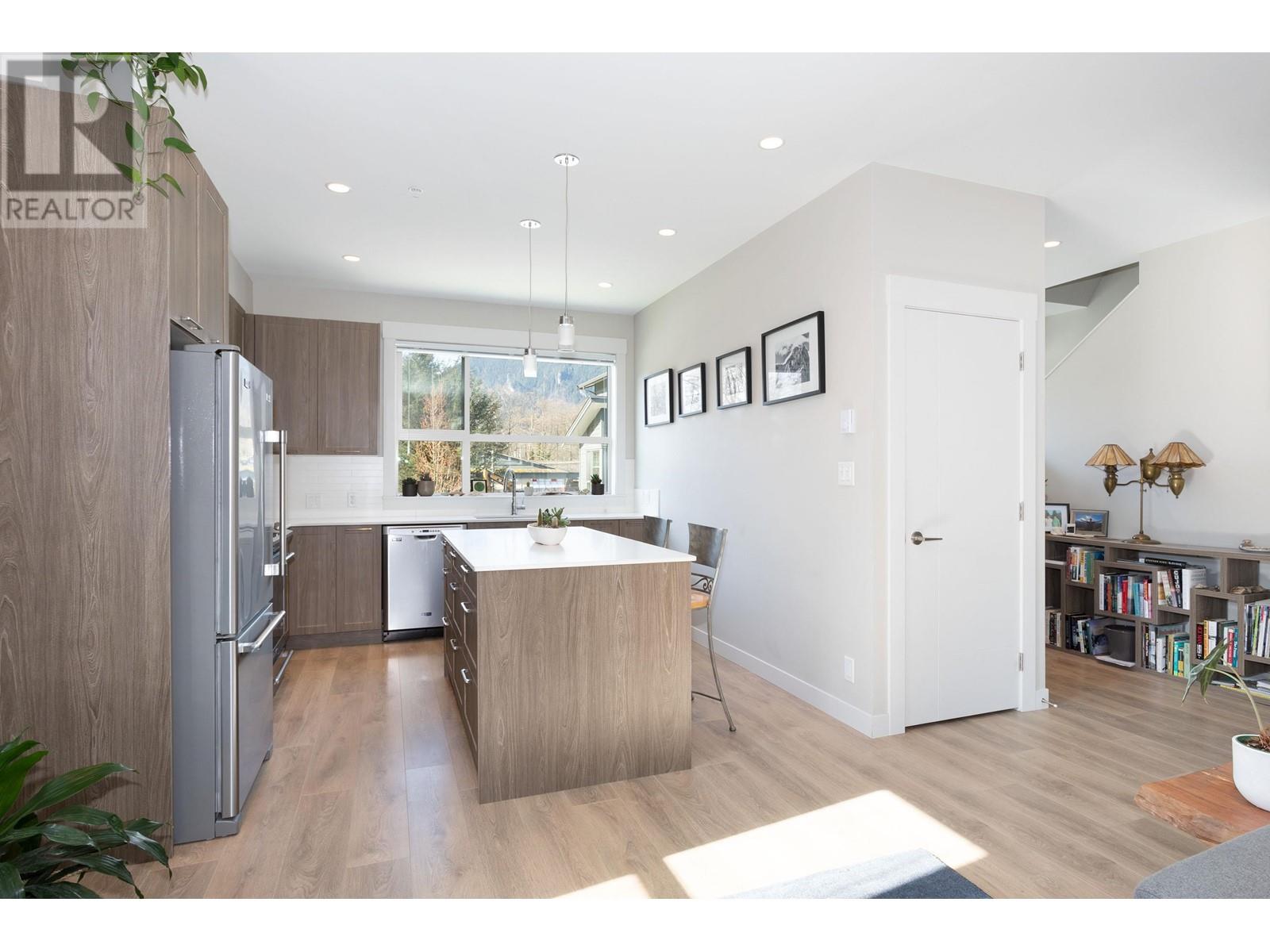 39 38684 Buckley Avenue, Squamish, British Columbia  V8B 0M4 - Photo 6 - R2825961