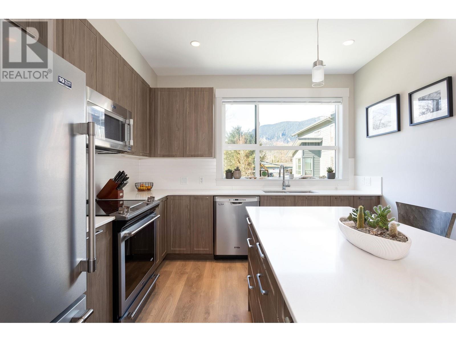 39 38684 Buckley Avenue, Squamish, British Columbia  V8B 0M4 - Photo 8 - R2825961