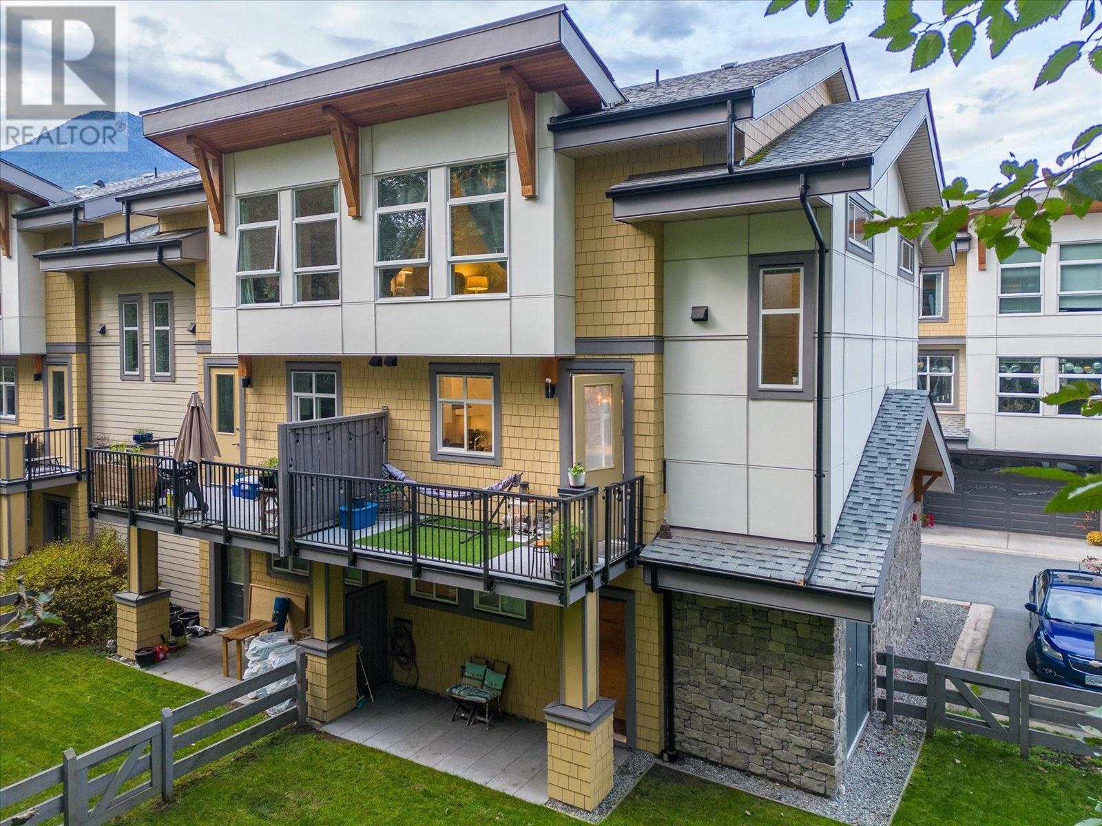 25 39548 LOGGERS LANE, squamish, British Columbia