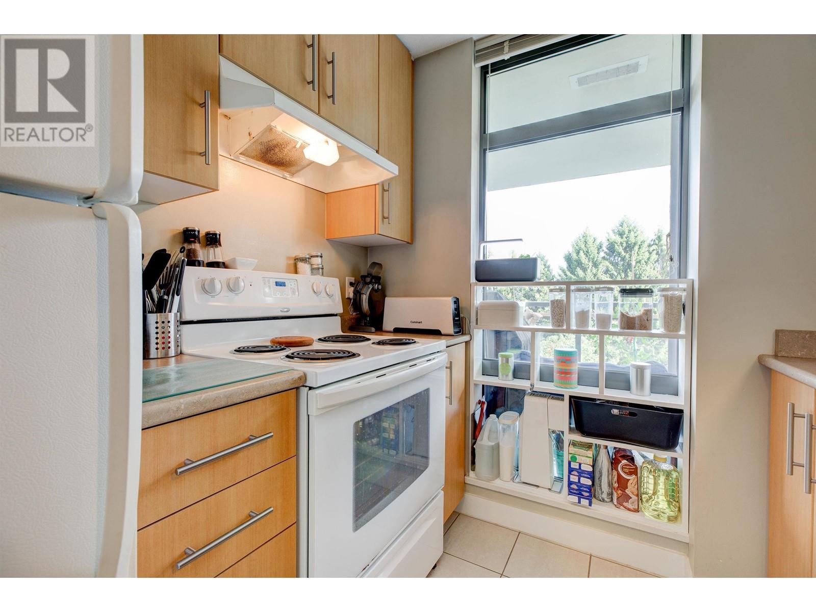 705 3660 Vanness Avenue, Vancouver, British Columbia  V5R 6H8 - Photo 11 - R2826024