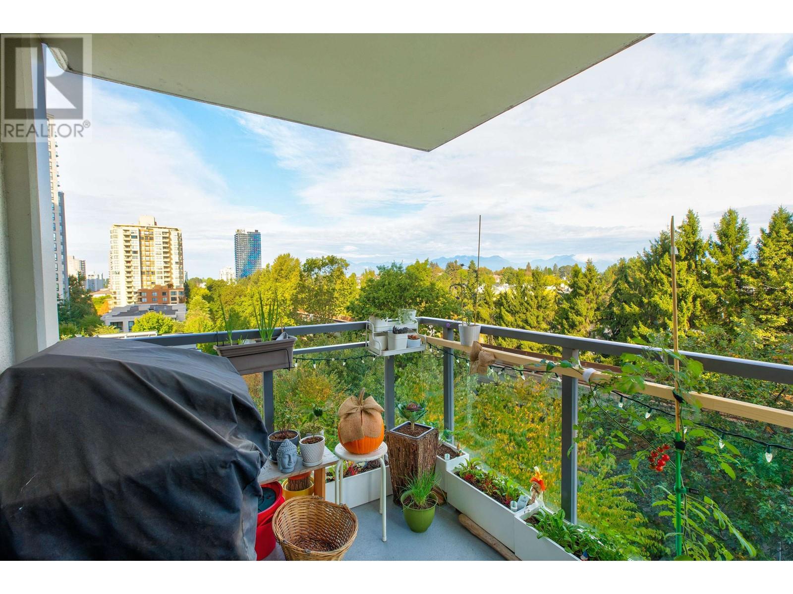 705 3660 Vanness Avenue, Vancouver, British Columbia  V5R 6H8 - Photo 18 - R2826024