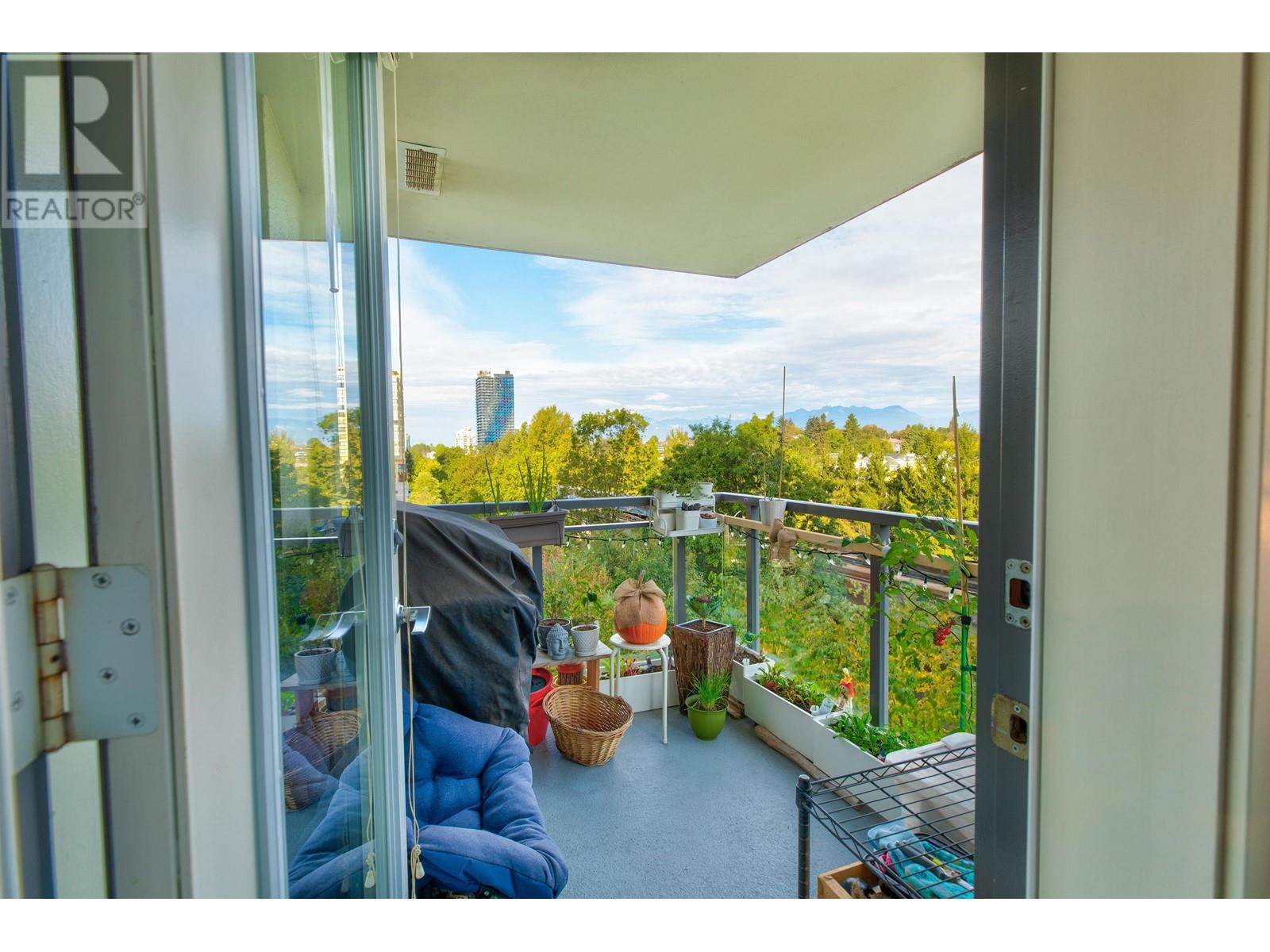 705 3660 Vanness Avenue, Vancouver, British Columbia  V5R 6H8 - Photo 19 - R2826024