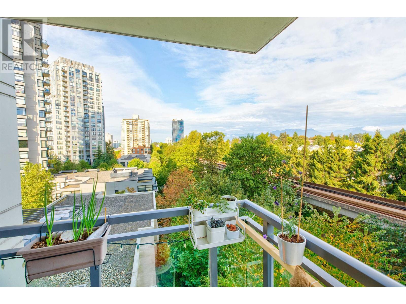 705 3660 Vanness Avenue, Vancouver, British Columbia  V5R 6H8 - Photo 21 - R2826024