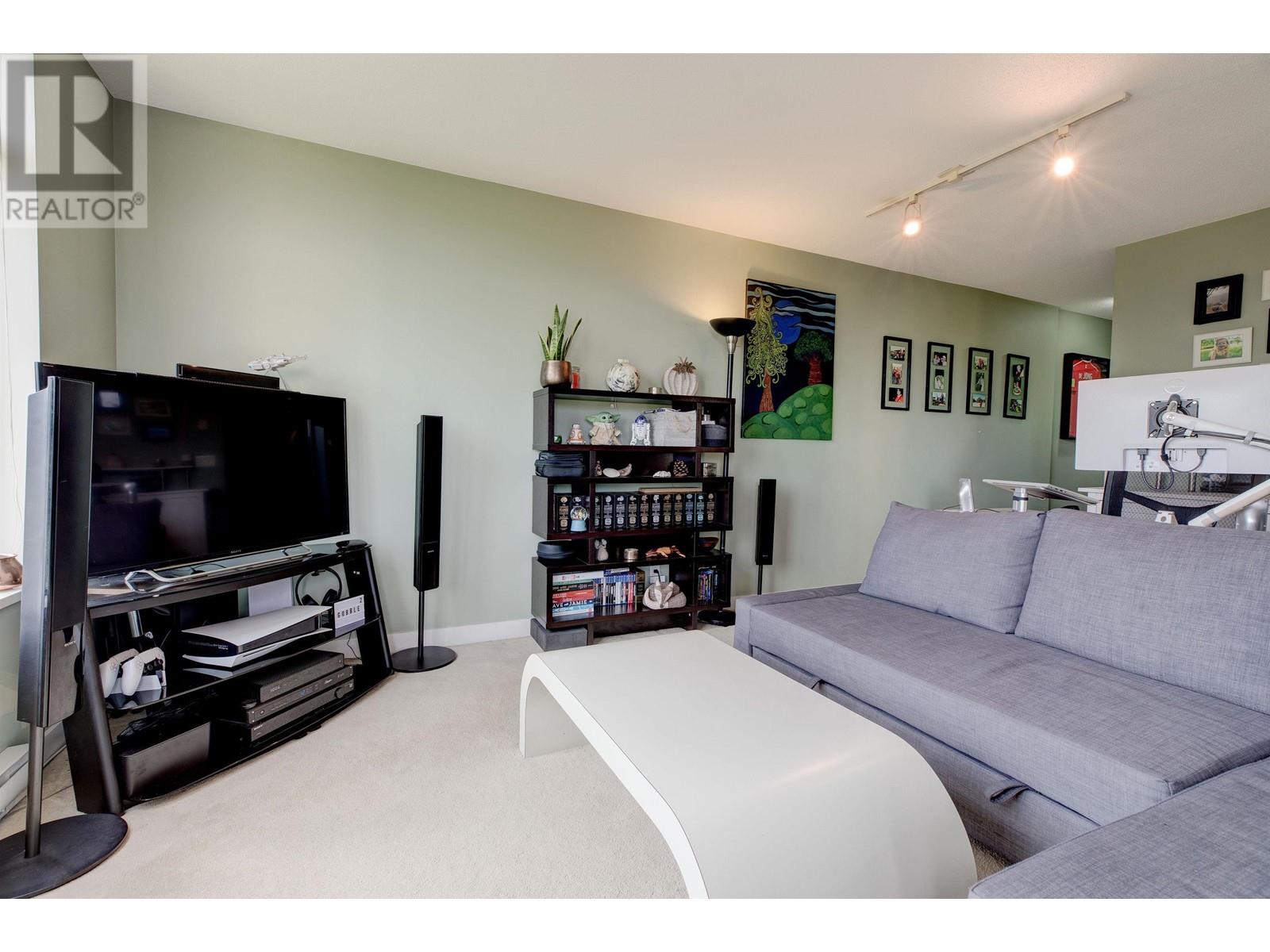 705 3660 Vanness Avenue, Vancouver, British Columbia  V5R 6H8 - Photo 5 - R2826024
