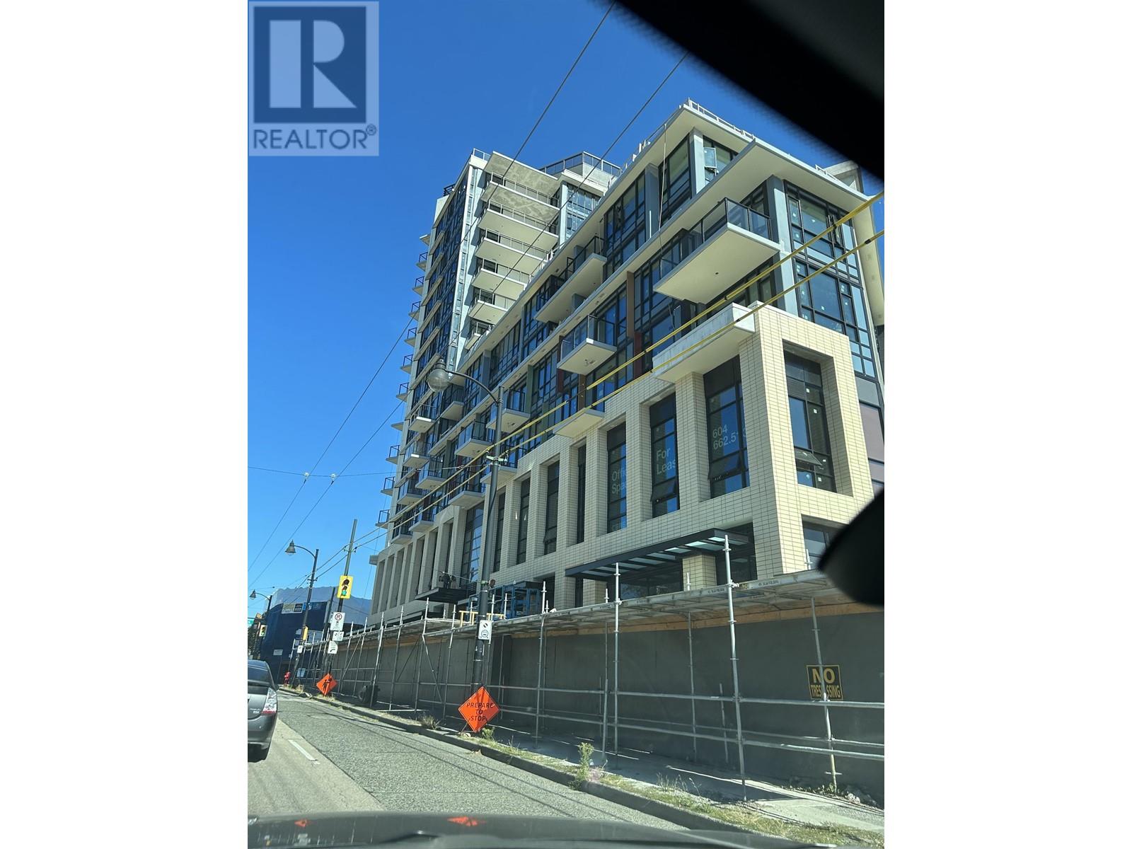 1105 3996 DUMFRIES STREET, vancouver, British Columbia