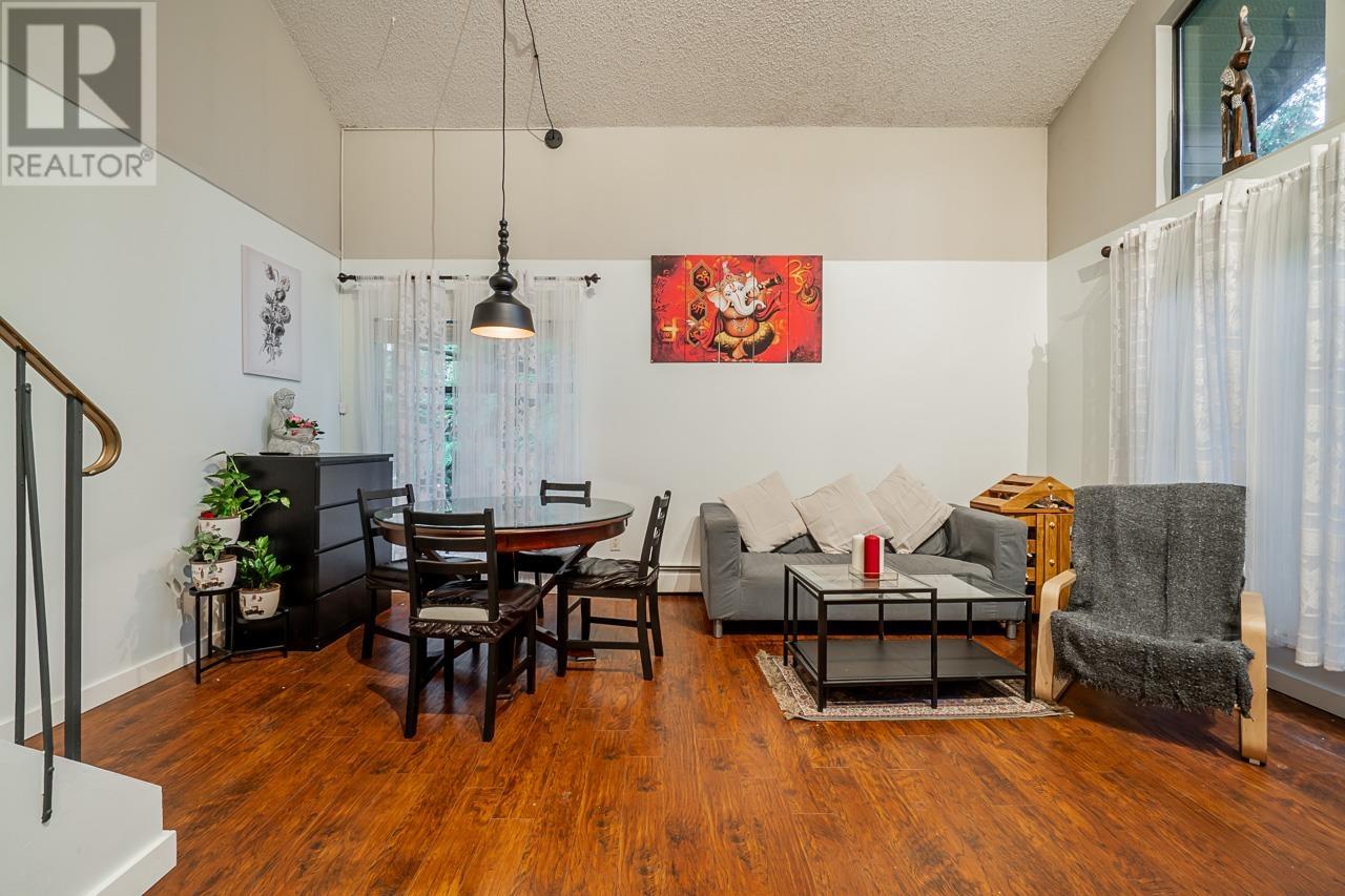 302 423 Agnes Street, New Westminster, British Columbia  V3L 1G2 - Photo 3 - R2826043