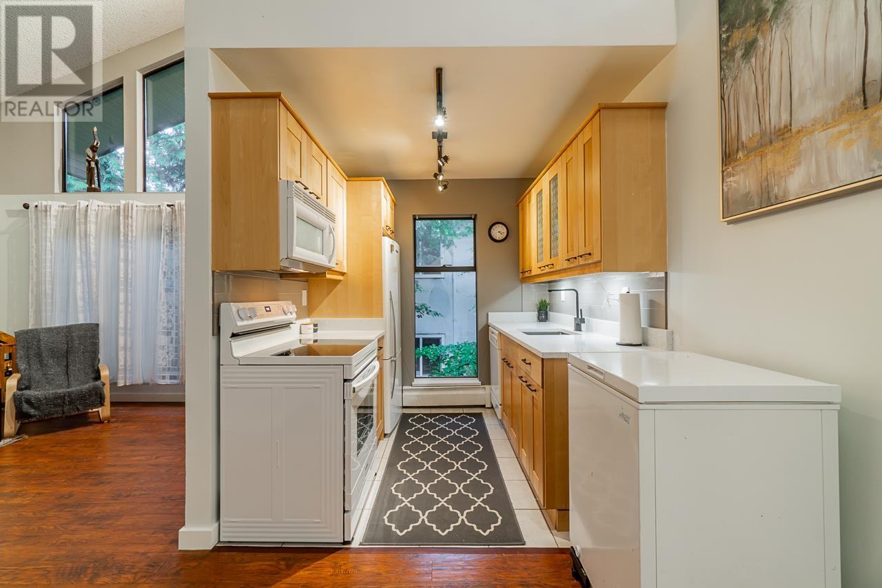 302 423 Agnes Street, New Westminster, British Columbia  V3L 1G2 - Photo 5 - R2826043