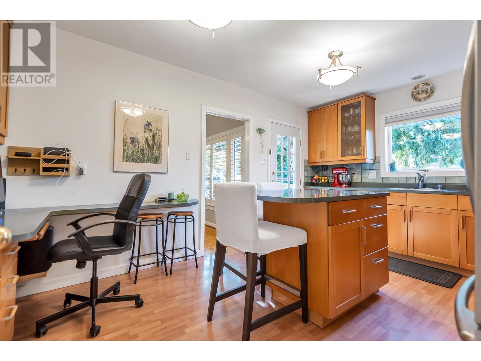 1694 W 62nd Avenue, Vancouver, British Columbia  V6P 2G2 - Photo 10 - R2825965