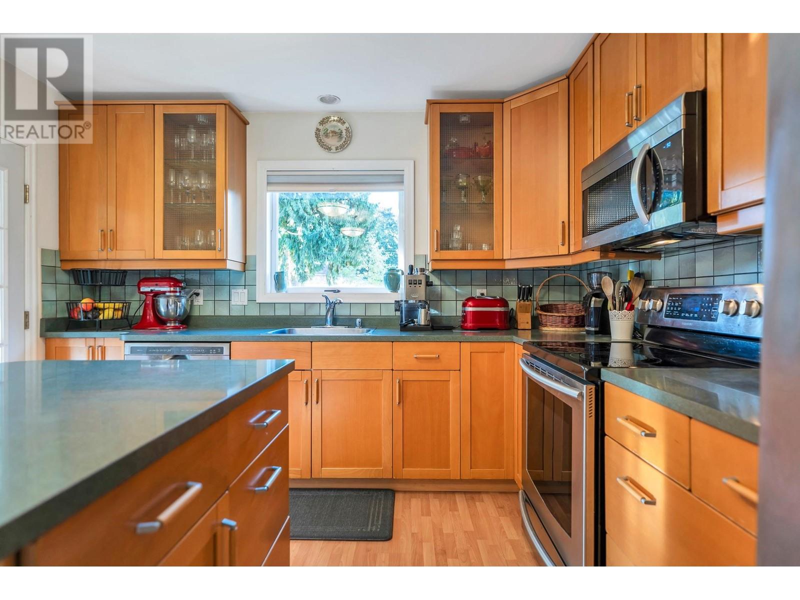 1694 W 62nd Avenue, Vancouver, British Columbia  V6P 2G2 - Photo 11 - R2825965