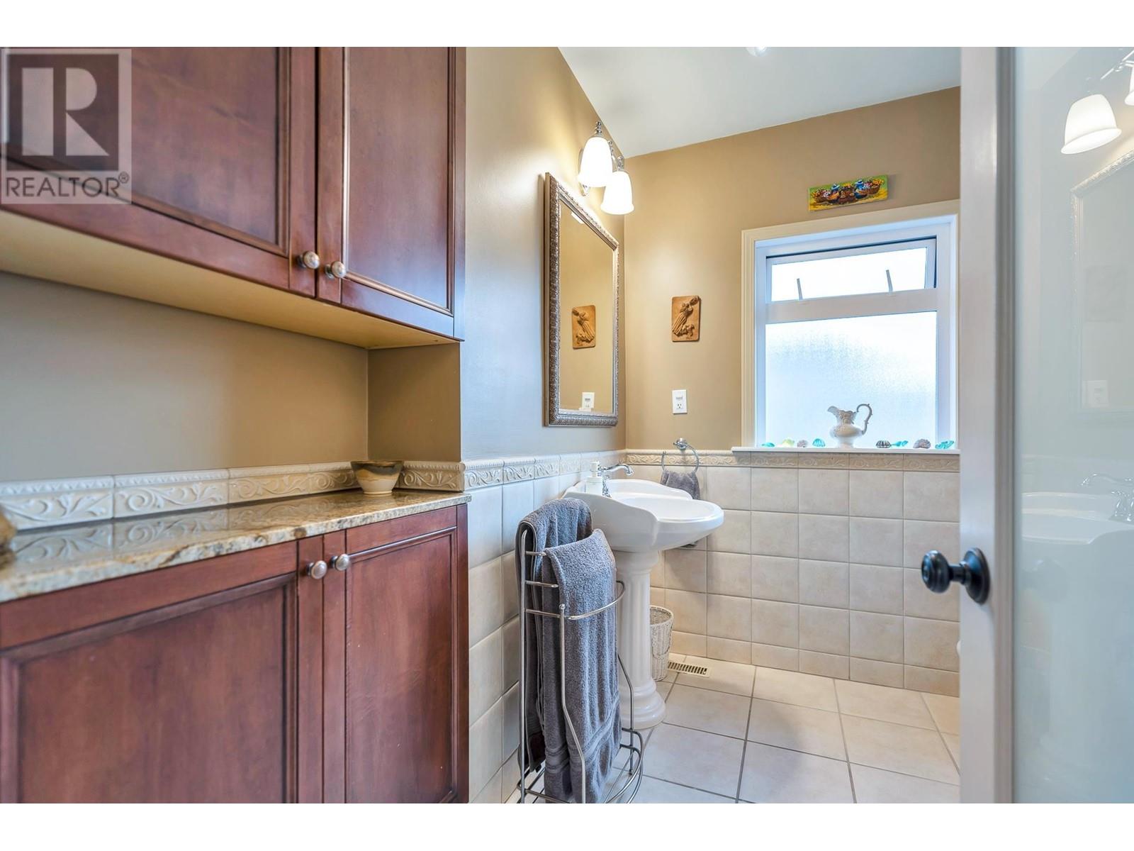 1694 W 62nd Avenue, Vancouver, British Columbia  V6P 2G2 - Photo 19 - R2825965