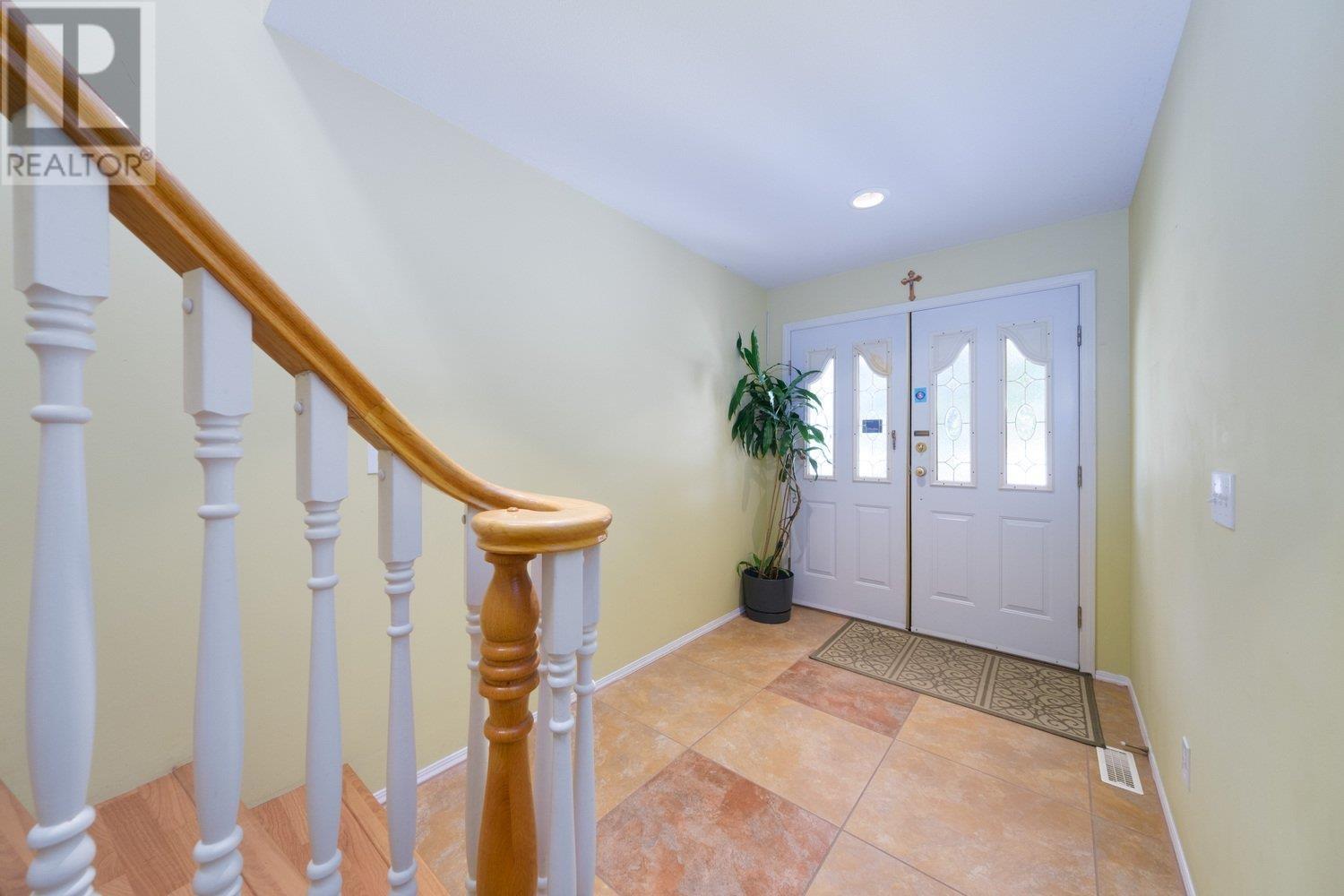 2347 Kelly Avenue, Port Coquitlam, British Columbia  V3C 1Y3 - Photo 13 - R2825977