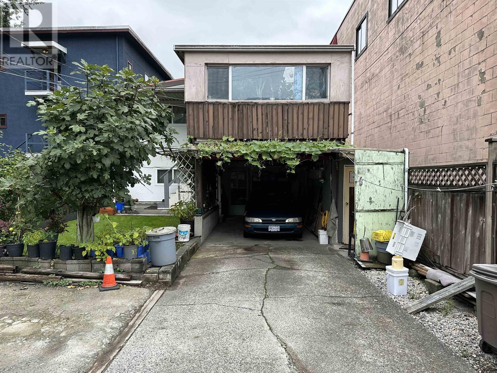 2942 Renfrew Street, Vancouver, British Columbia  V5M 3K6 - Photo 5 - R2826019