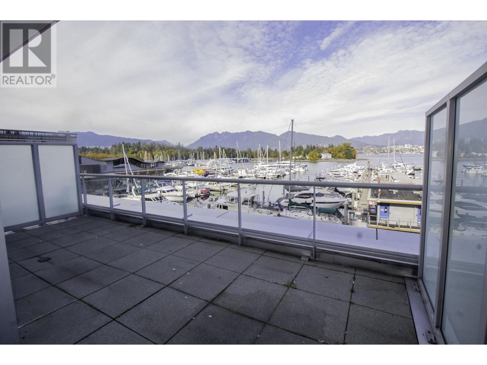 211 560 Nicola, Vancouver, British Columbia  V6G 3J7 - Photo 3 - R2825963