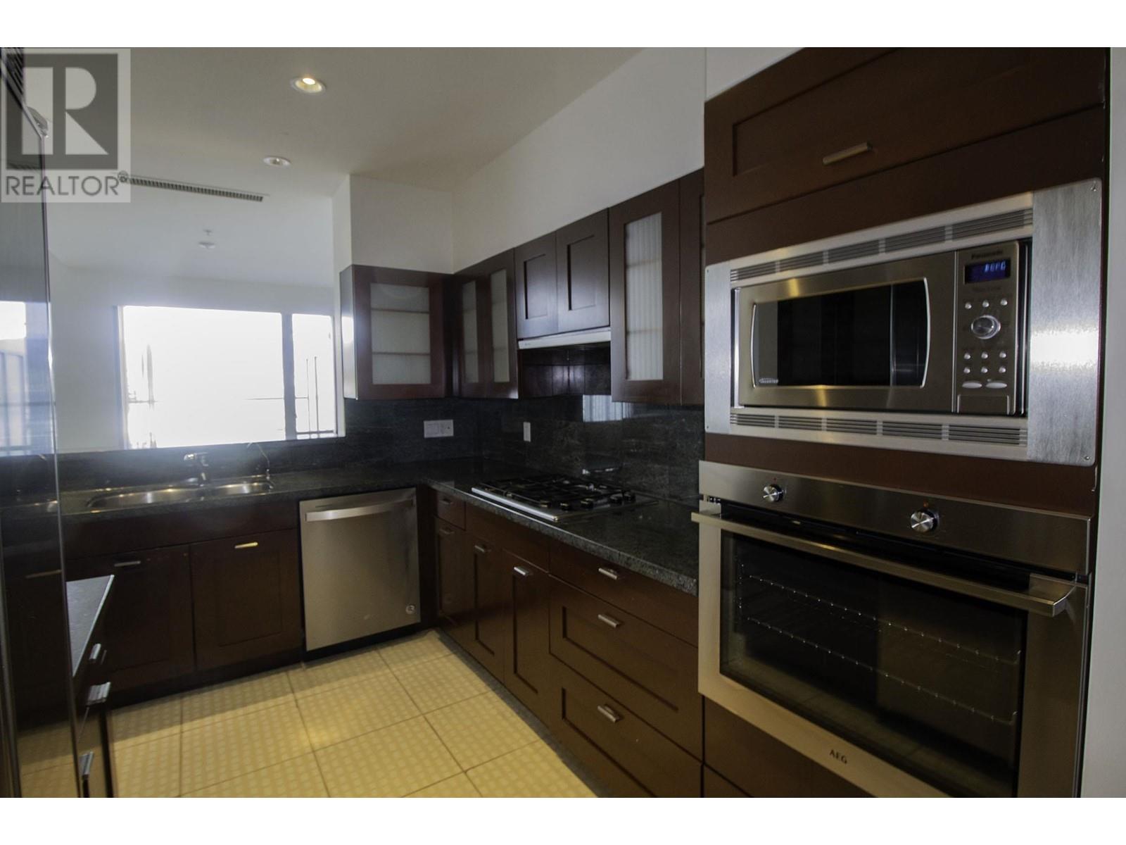 211 560 Nicola, Vancouver, British Columbia  V6G 3J7 - Photo 9 - R2825963