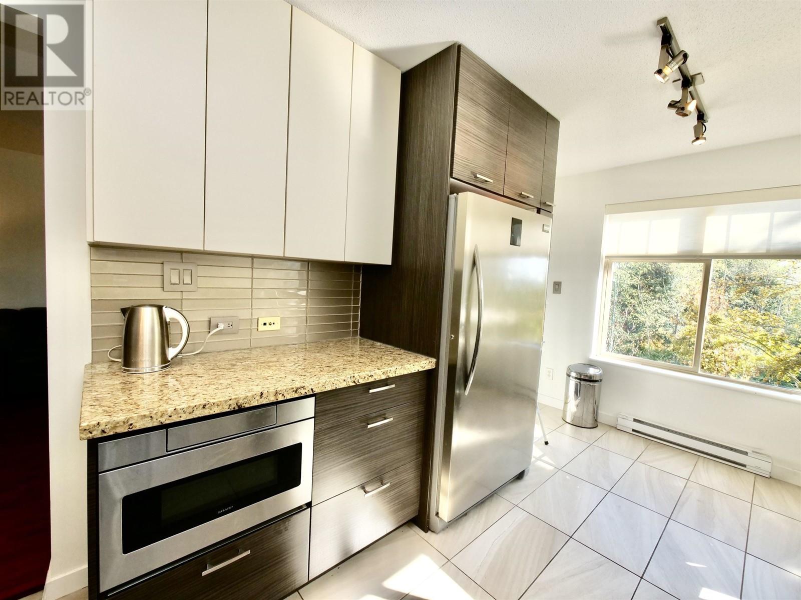 210 2998 Silver Springs Boulevard, Coquitlam, British Columbia  V3E 3R7 - Photo 3 - R2823033