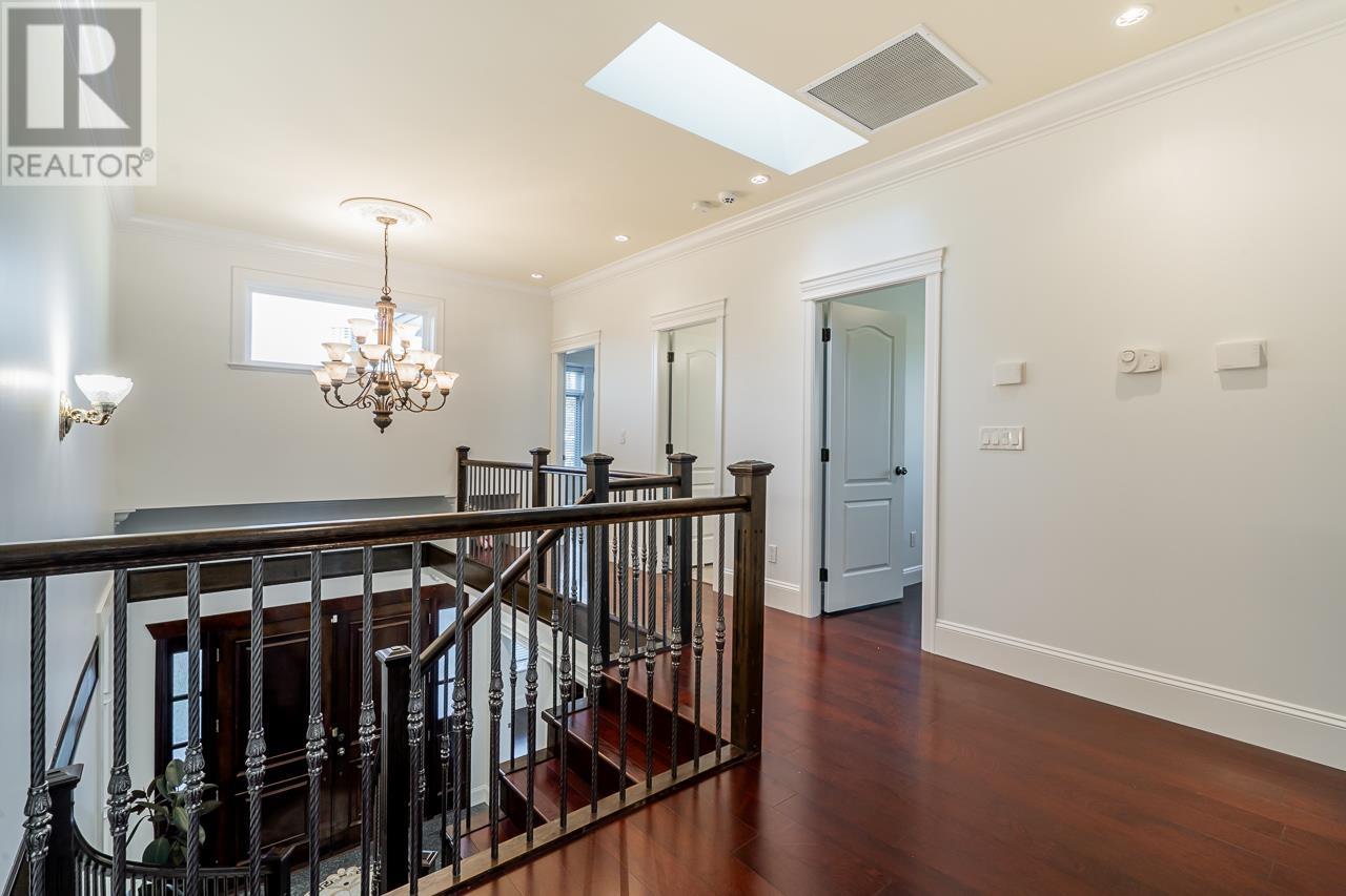 4242 Hurst Street, Burnaby, British Columbia  V5J 1M7 - Photo 15 - R2825997
