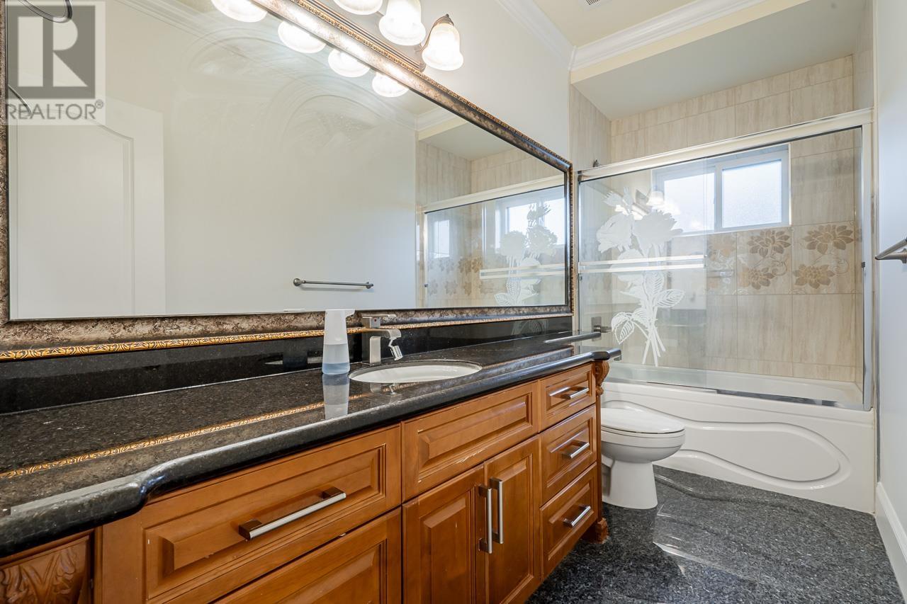 4242 Hurst Street, Burnaby, British Columbia  V5J 1M7 - Photo 11 - R2825997