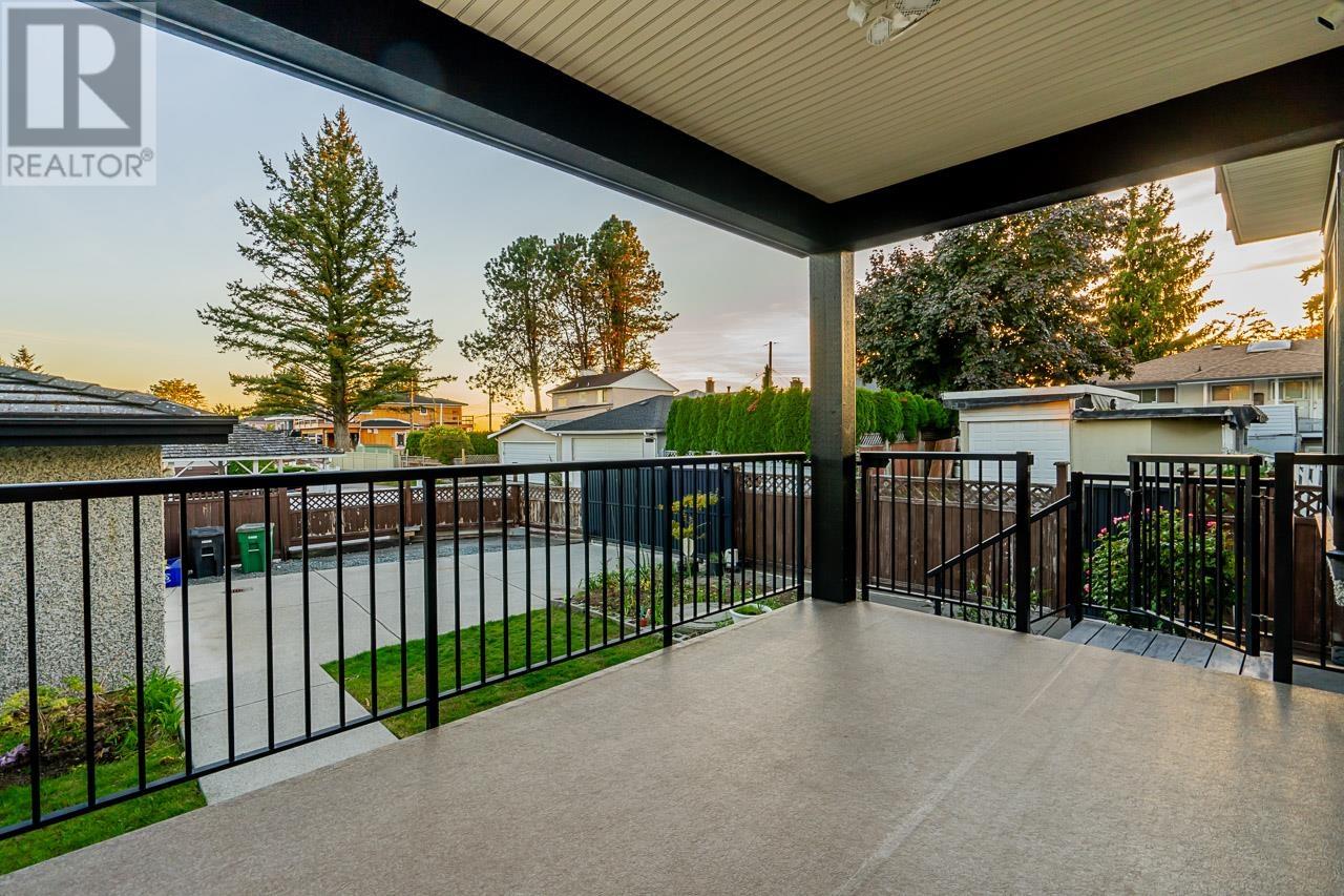 4242 Hurst Street, Burnaby, British Columbia  V5J 1M7 - Photo 28 - R2825997