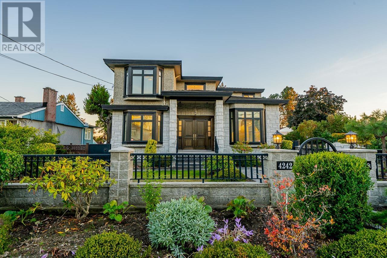 4242 HURST STREET, burnaby, British Columbia