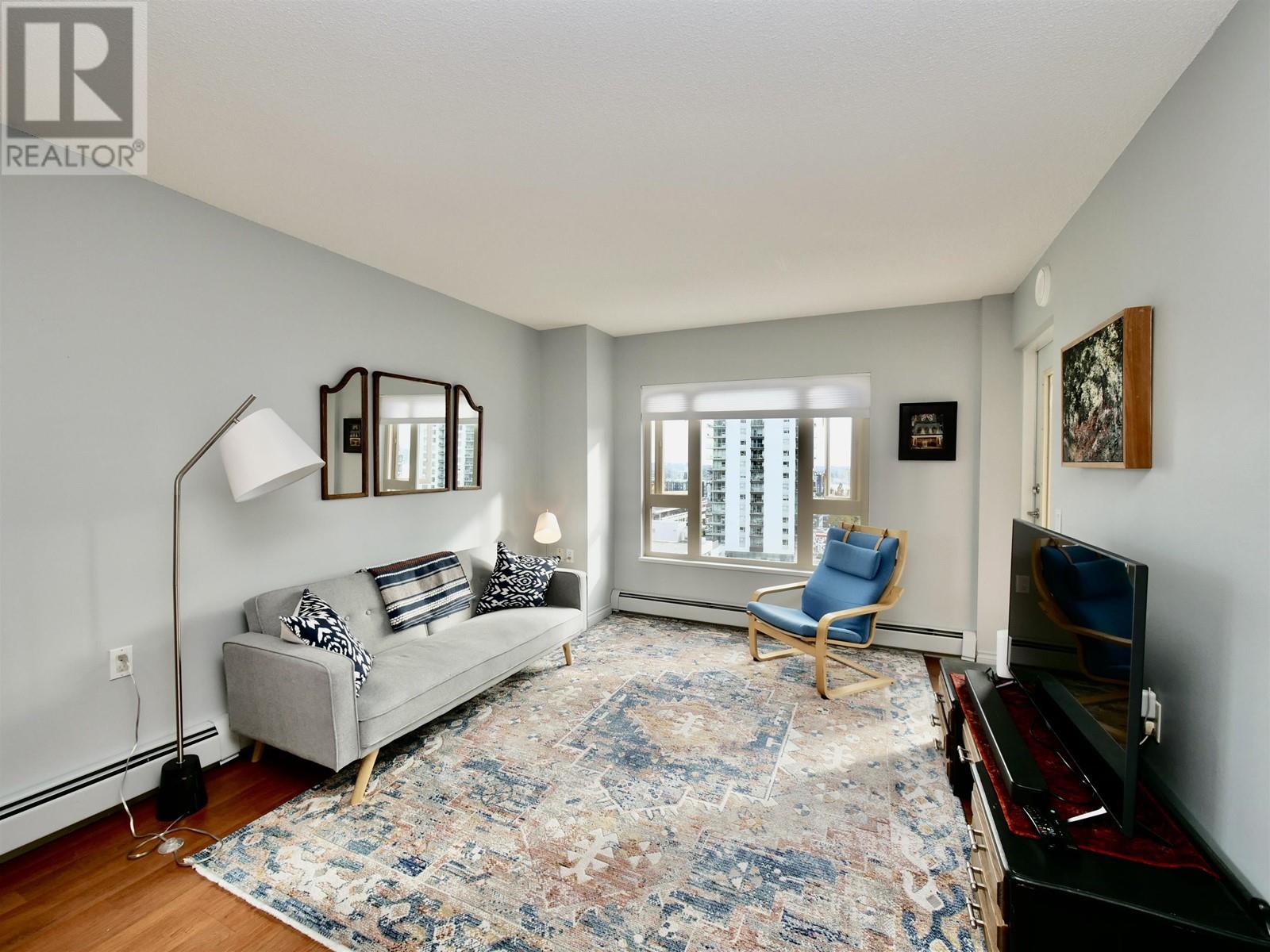1103 121 W 15th Street, North Vancouver, British Columbia  V7M 1R8 - Photo 3 - R2824785