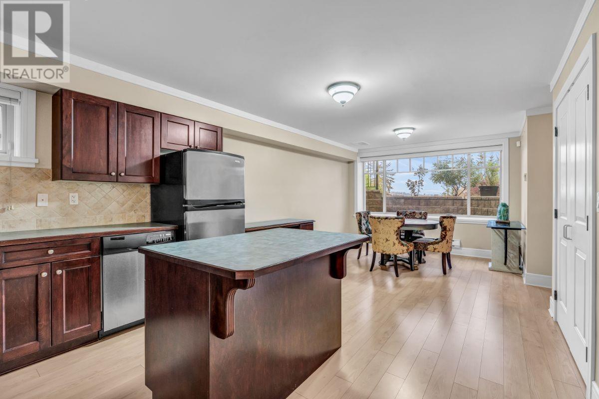 1060 Adderley Street, North Vancouver, British Columbia  V7L 1T3 - Photo 14 - R2825959