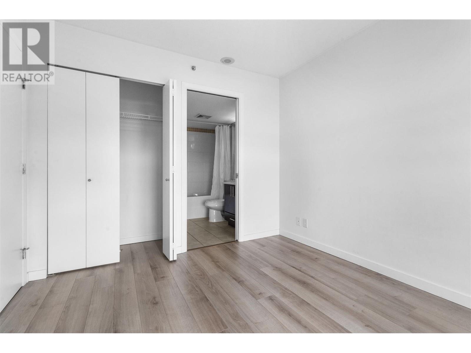 702 555 Delestre Avenue, Coquitlam, British Columbia  V3K 0A9 - Photo 12 - R2825898