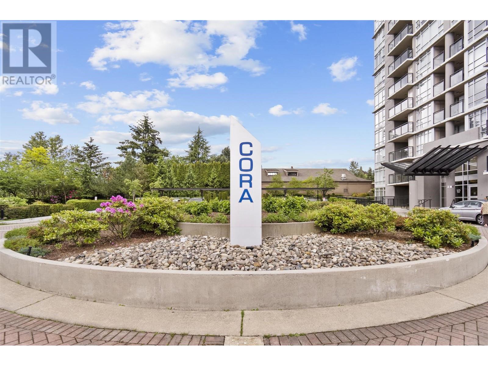 702 555 Delestre Avenue, Coquitlam, British Columbia  V3K 0A9 - Photo 2 - R2825898