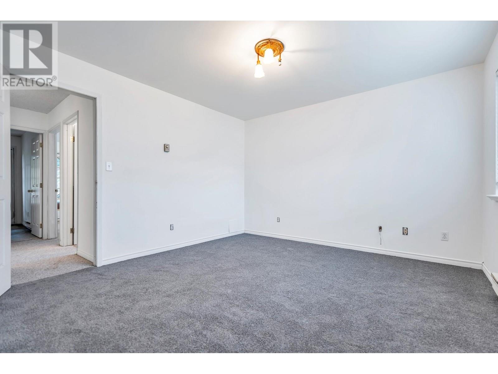 1128 Rochester Avenue, Coquitlam, British Columbia  V3K 2X4 - Photo 21 - R2825979