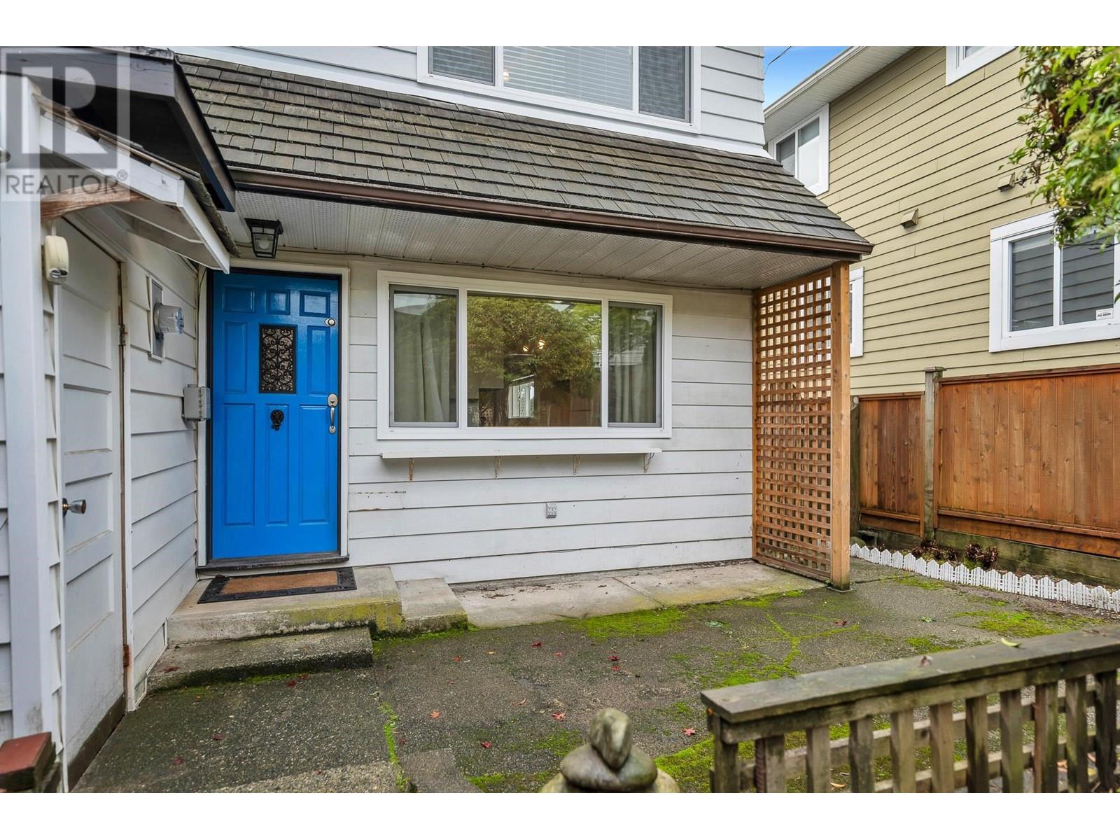 1128 Rochester Avenue, Coquitlam, British Columbia  V3K 2X4 - Photo 2 - R2825979