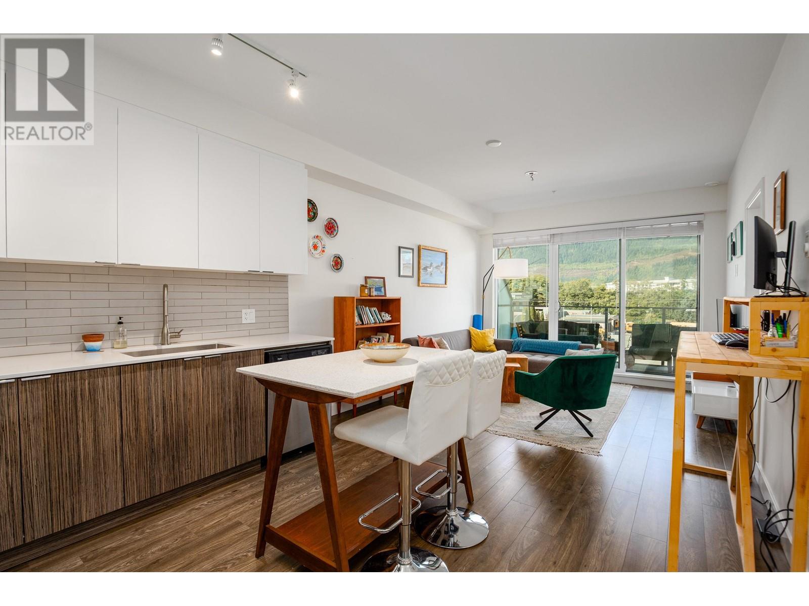 409 37881 CLEVELAND AVENUE, squamish, British Columbia