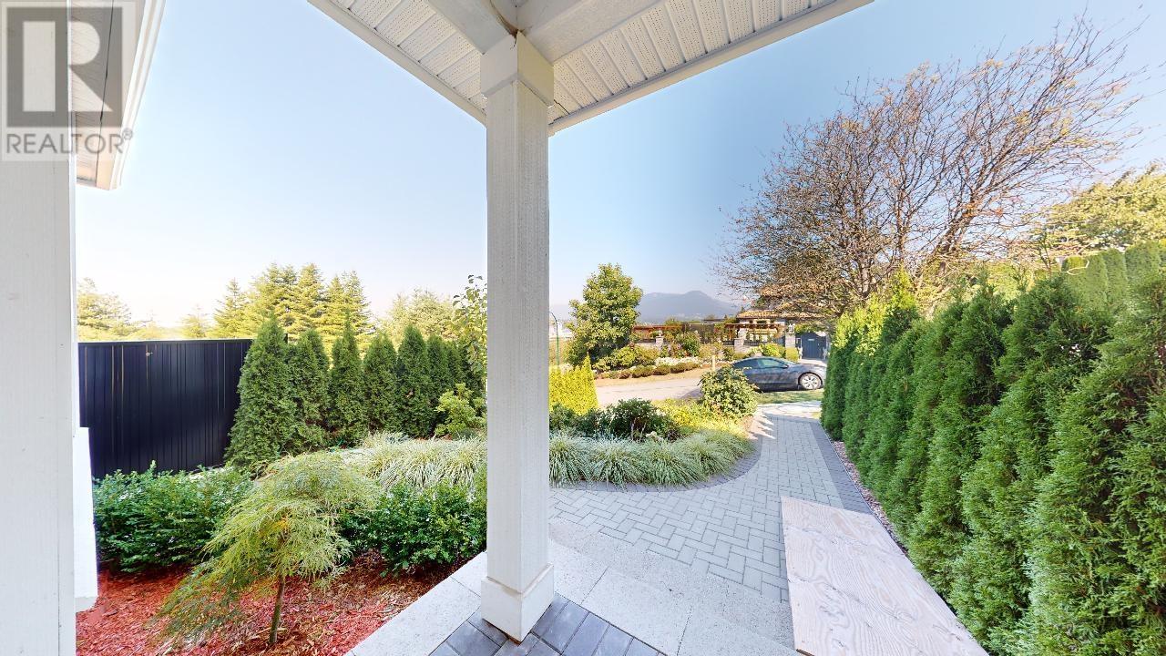 3586 Trinity Street, Vancouver, British Columbia  V5K 1G3 - Photo 4 - R2826057